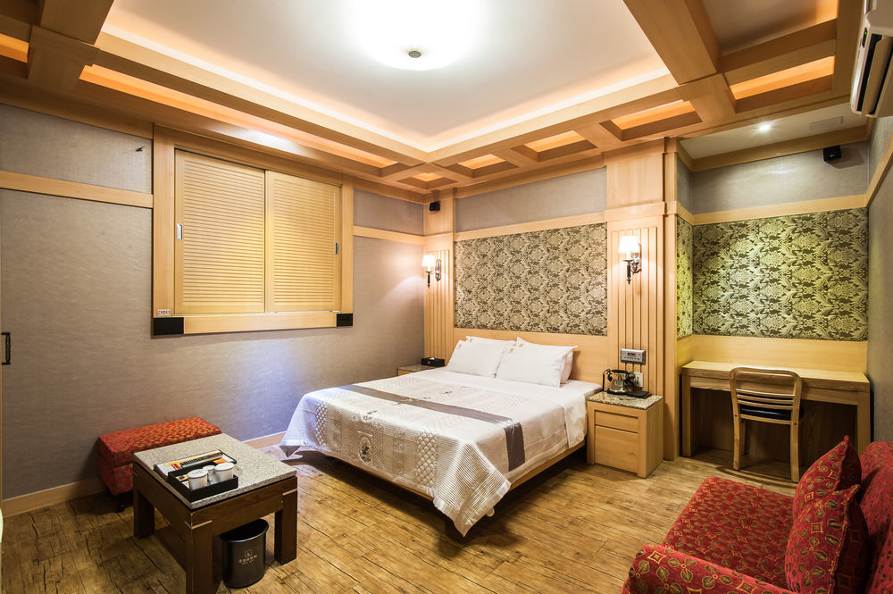 Aura Hotel Ansan Eksteriør billede